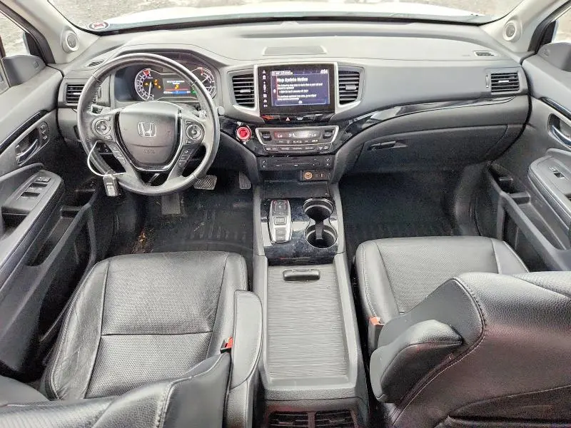 2017 HONDA PILOT ELITE  