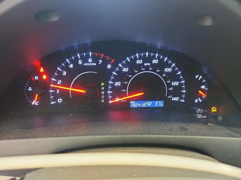 2011 TOYOTA CAMRY LE  