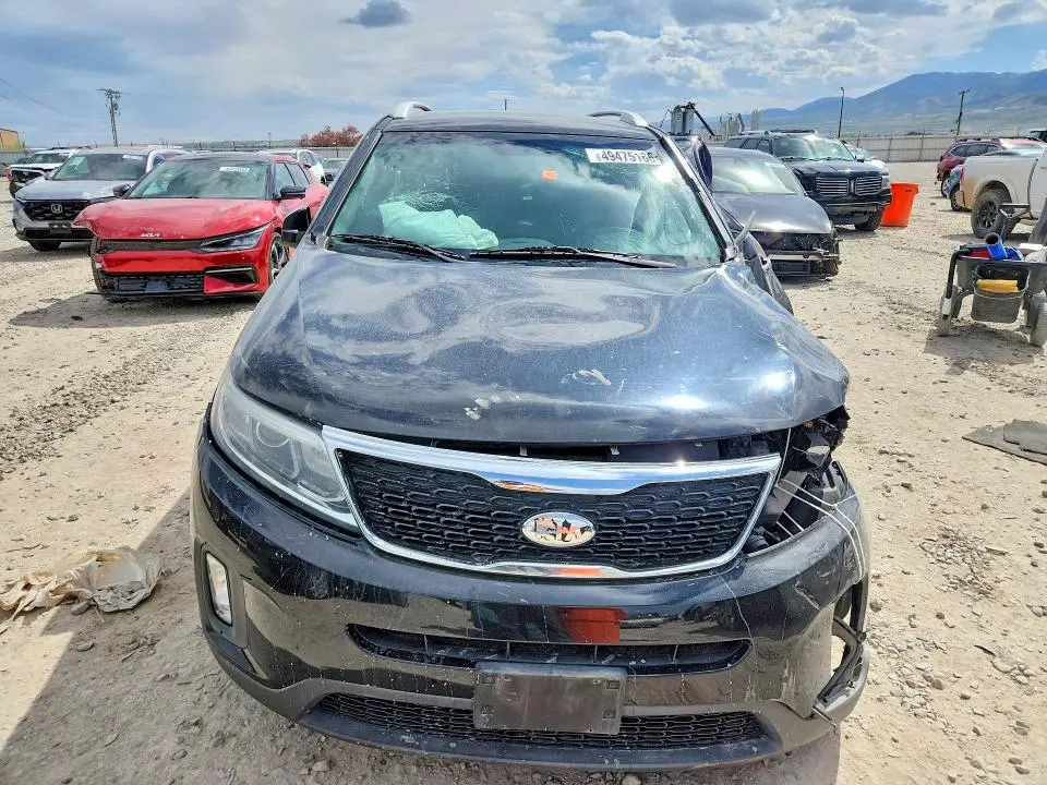 2015 KIA SORENTO LX  