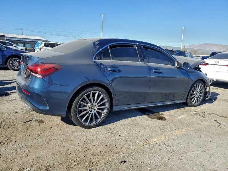 2021 MERCEDES-BENZ A 220  