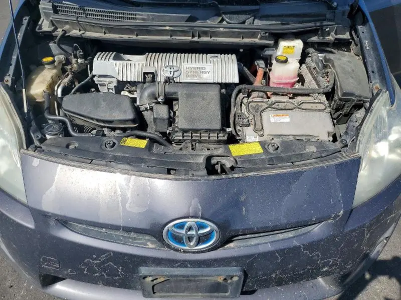2011 TOYOTA PRIUS THREE  