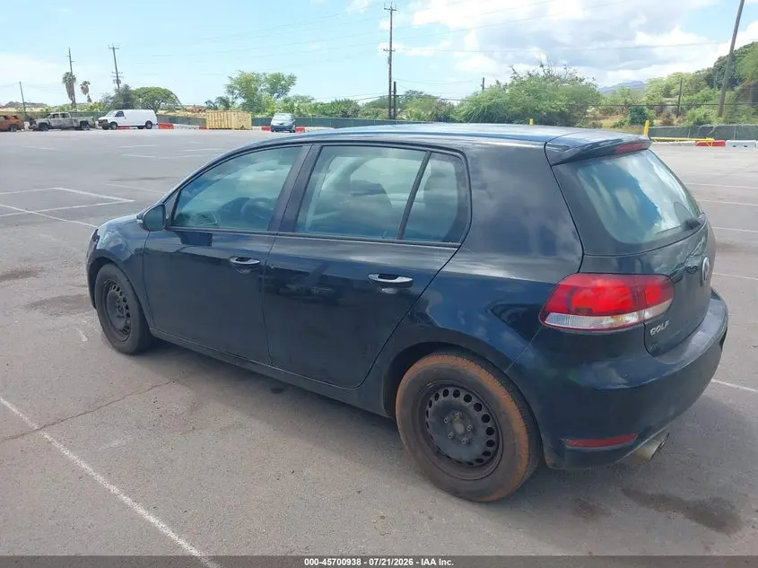 2012 VOLKSWAGEN GOLF 2.5L 4-DOOR
