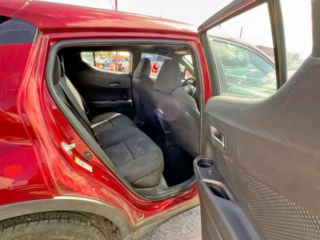 2018 TOYOTA C-HR XLE  