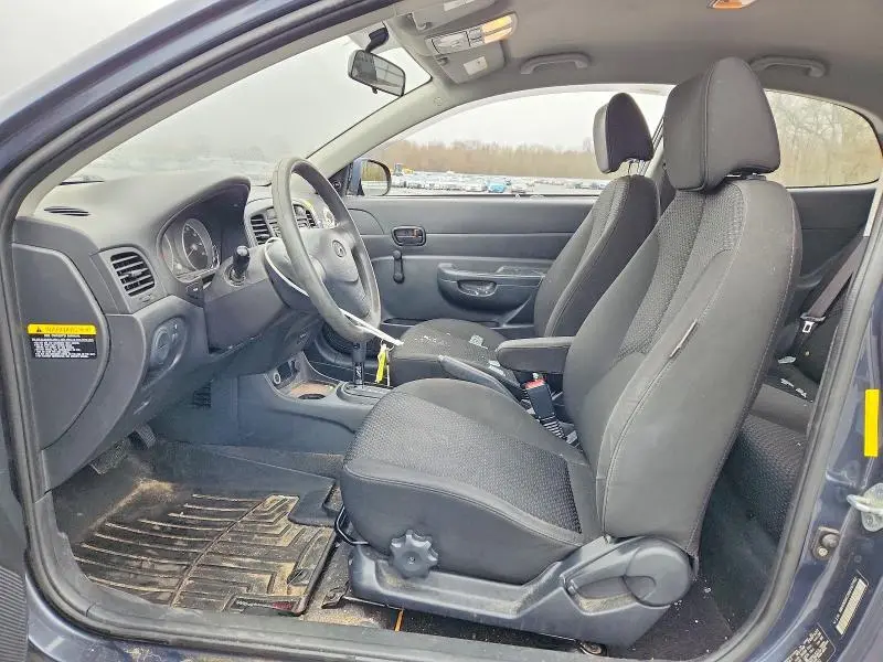 2010 HYUNDAI ACCENT GS  