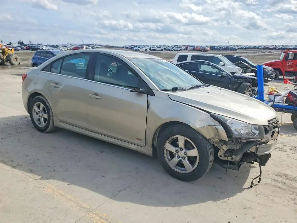 2015 CHEVROLET CRUZE LT  