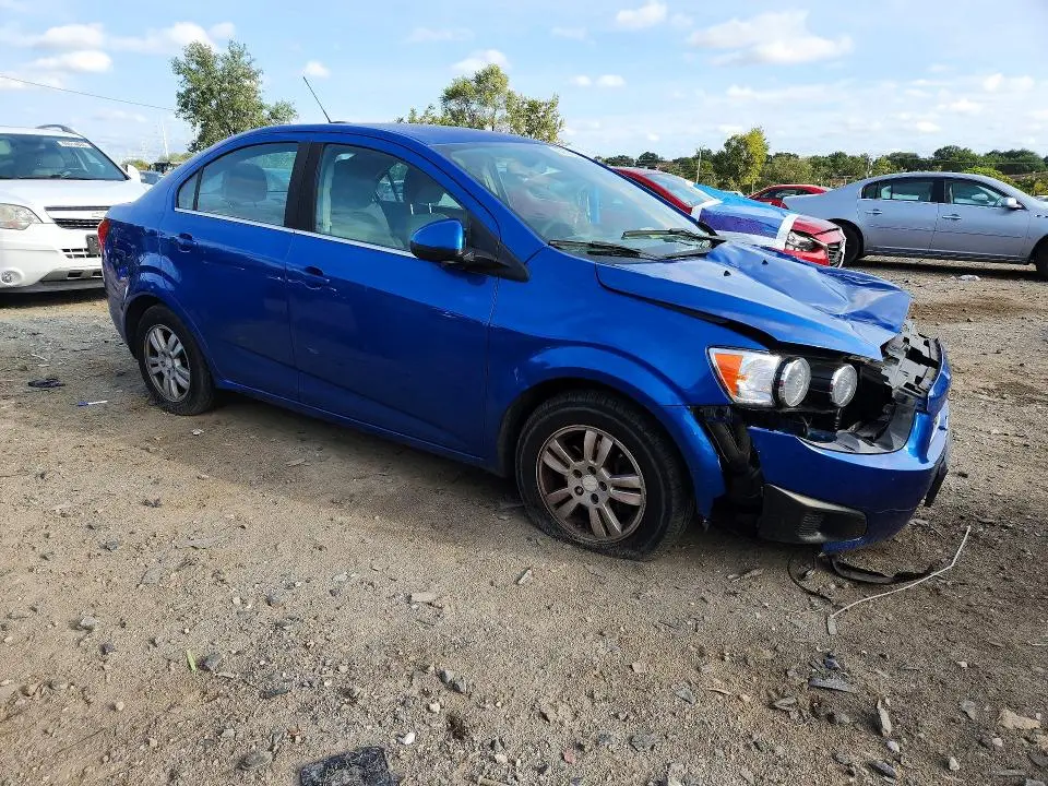 2016 CHEVROLET SONIC LT  