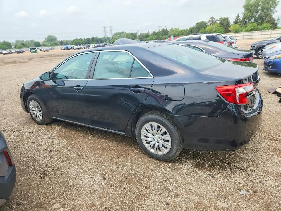2014 TOYOTA CAMRY LE  