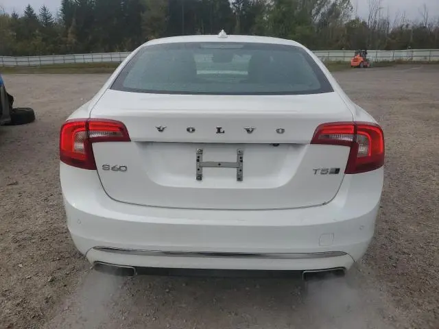 2017 VOLVO S60 PLATINUM  