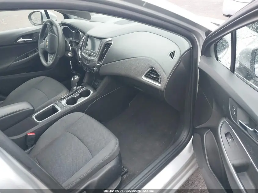 2019 CHEVROLET CRUZE LT