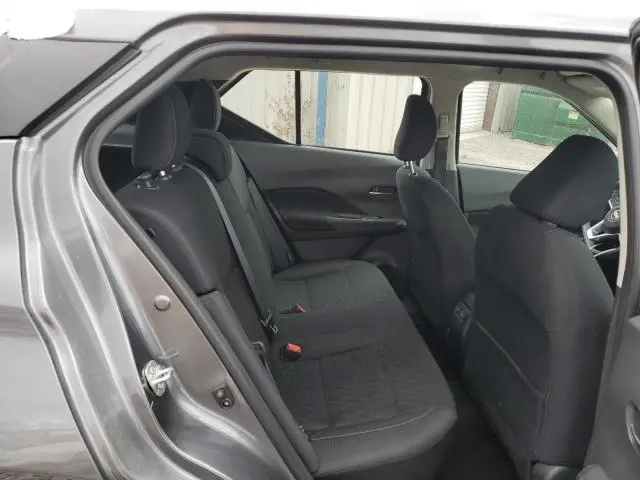2023 NISSAN KICKS SV  