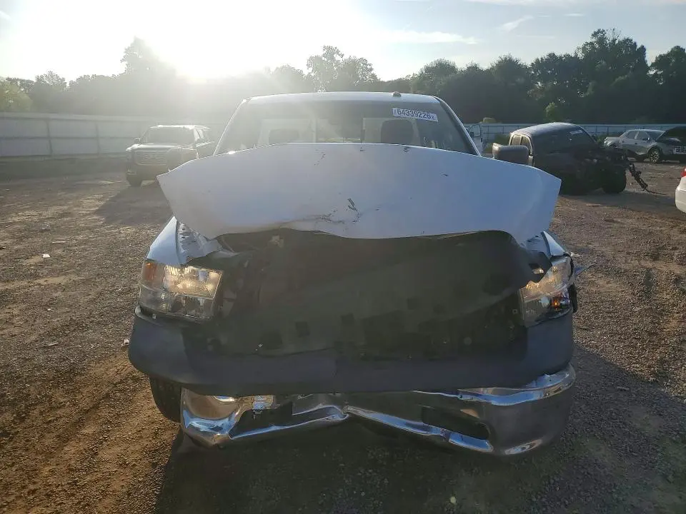 2014 RAM 1500 ST  