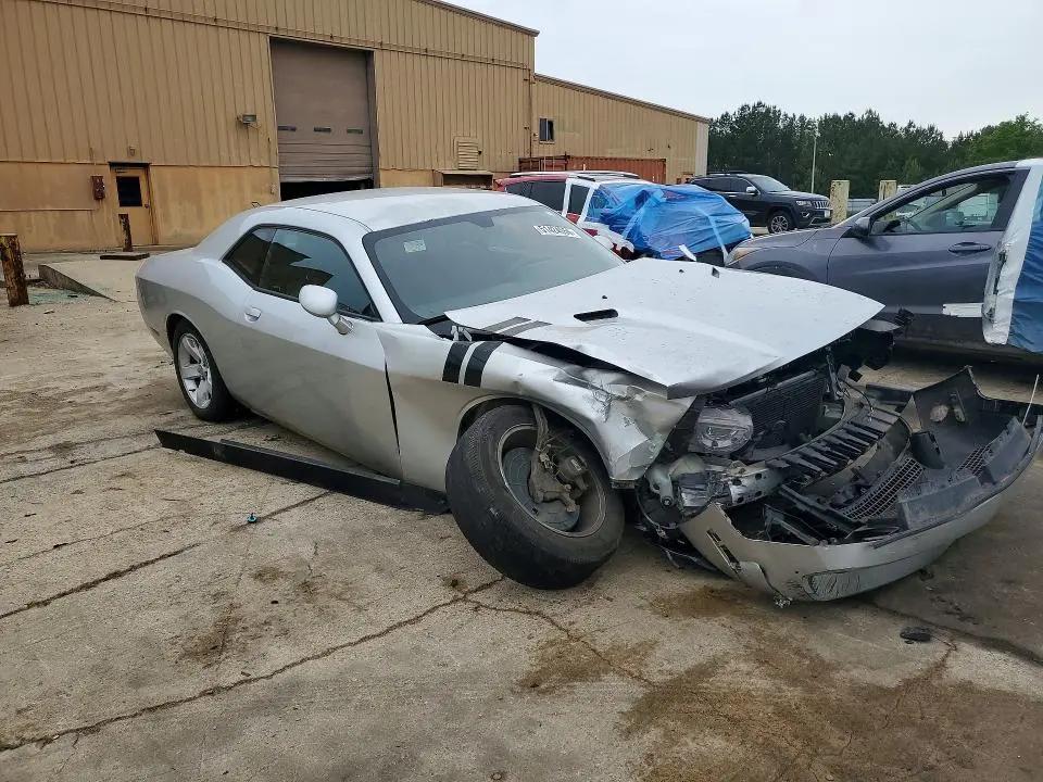 2012 DODGE CHALLENGER SXT  