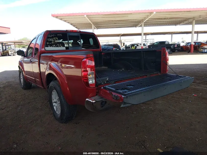 2015 NISSAN FRONTIER SV