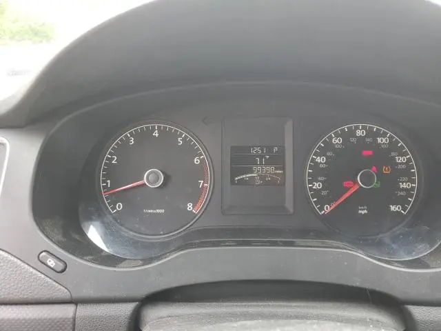 2011 VOLKSWAGEN JETTA SE  