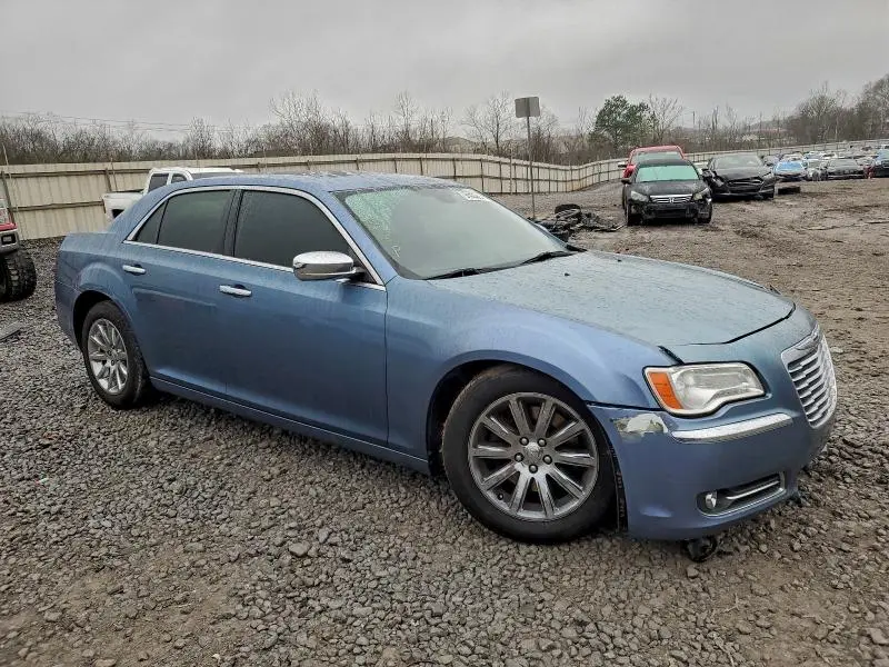 2011 CHRYSLER 300C   