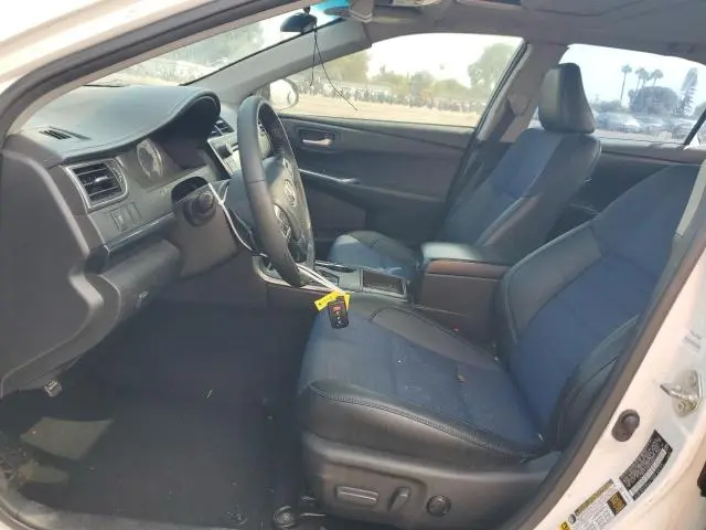 2016 TOYOTA CAMRY LE  