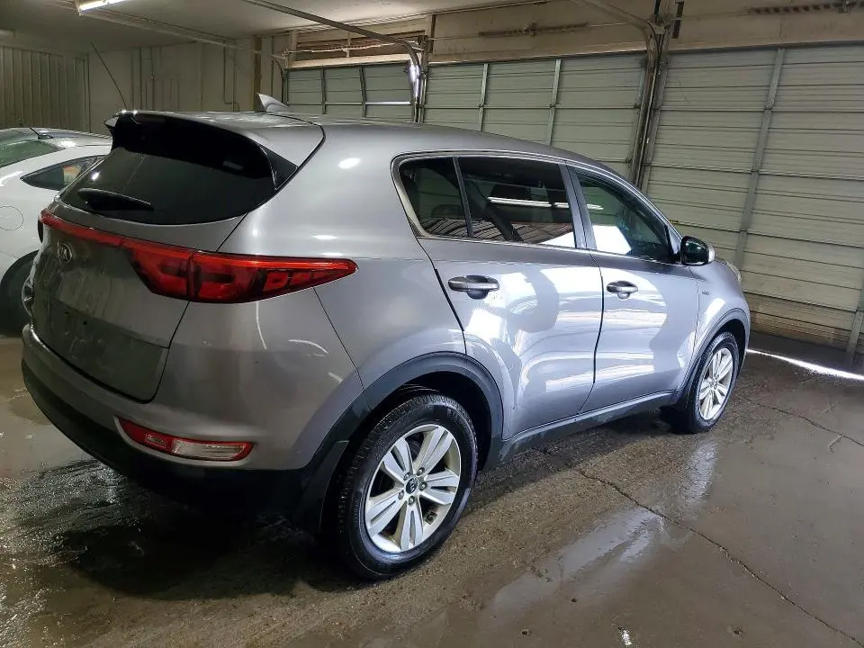2017 KIA SPORTAGE LX  