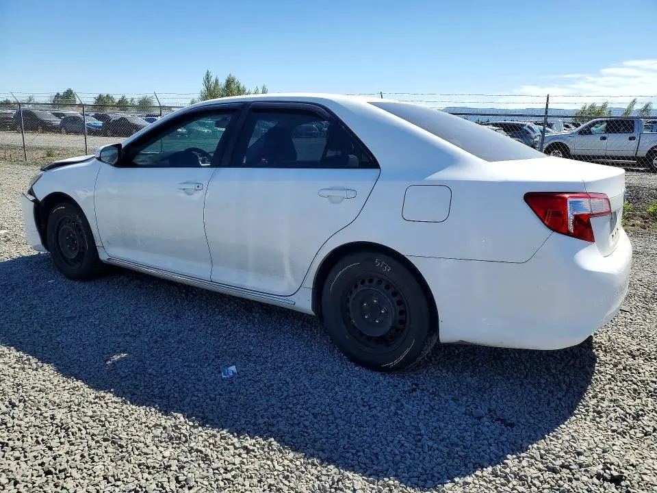 2012 TOYOTA CAMRY LE  