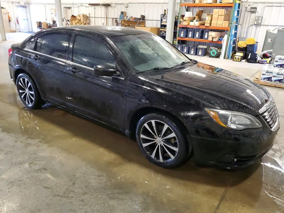 2011 CHRYSLER 200 S  