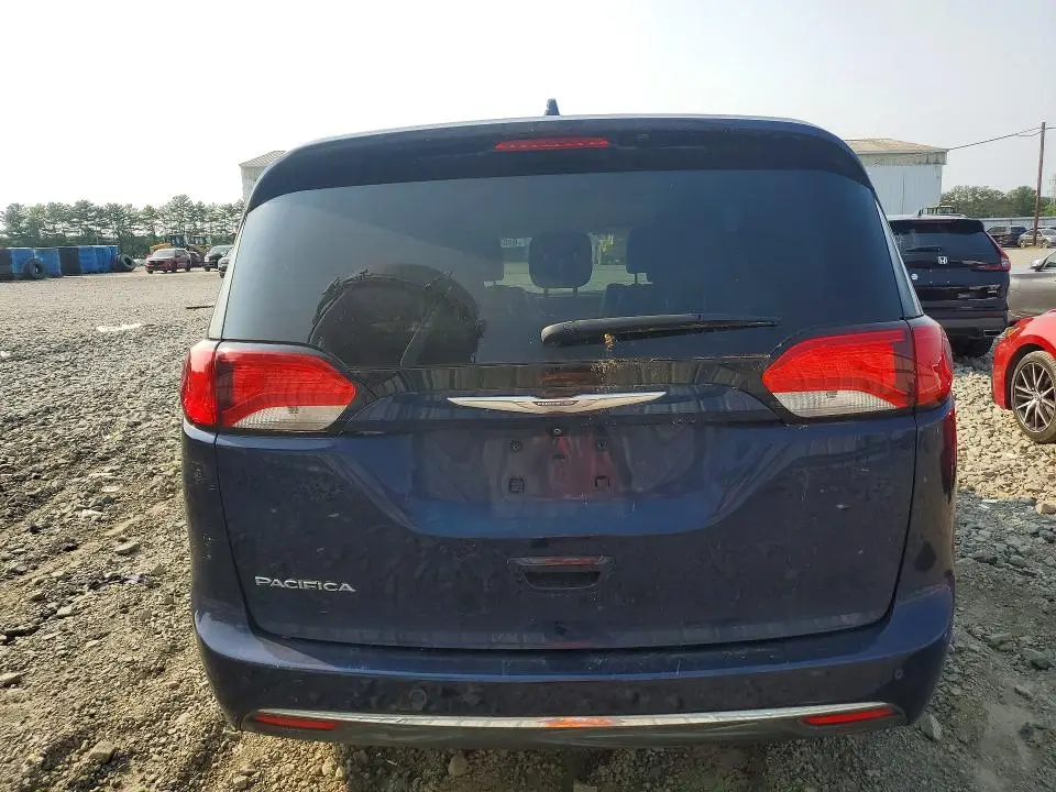 2017 CHRYSLER PACIFICA TOURING L PLUS  