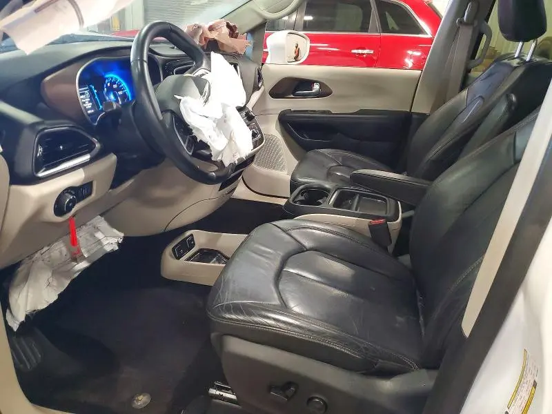 2017 CHRYSLER PACIFICA TOURING L  