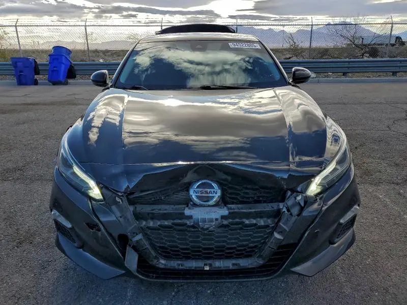 2022 NISSAN ALTIMA SR  