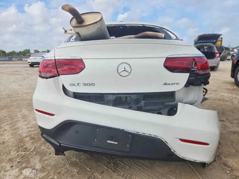 2023 MERCEDES-BENZ GLC COUPE 300 4MATIC  
