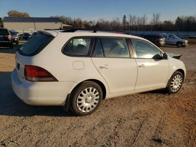 2011 VOLKSWAGEN JETTA S  