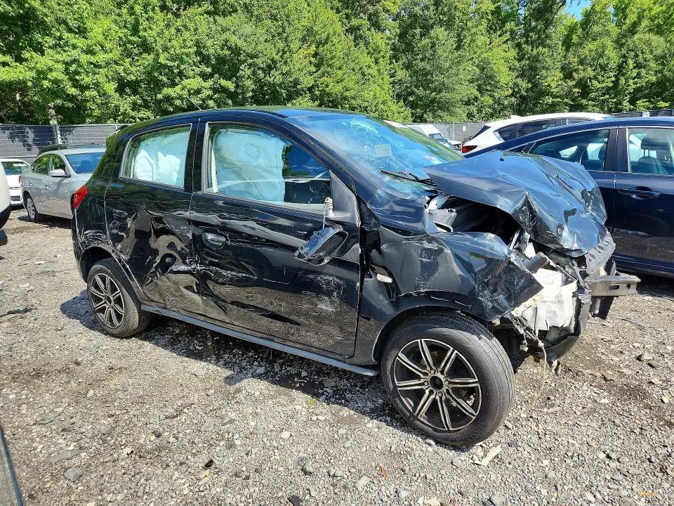 2015 MITSUBISHI MIRAGE DE  