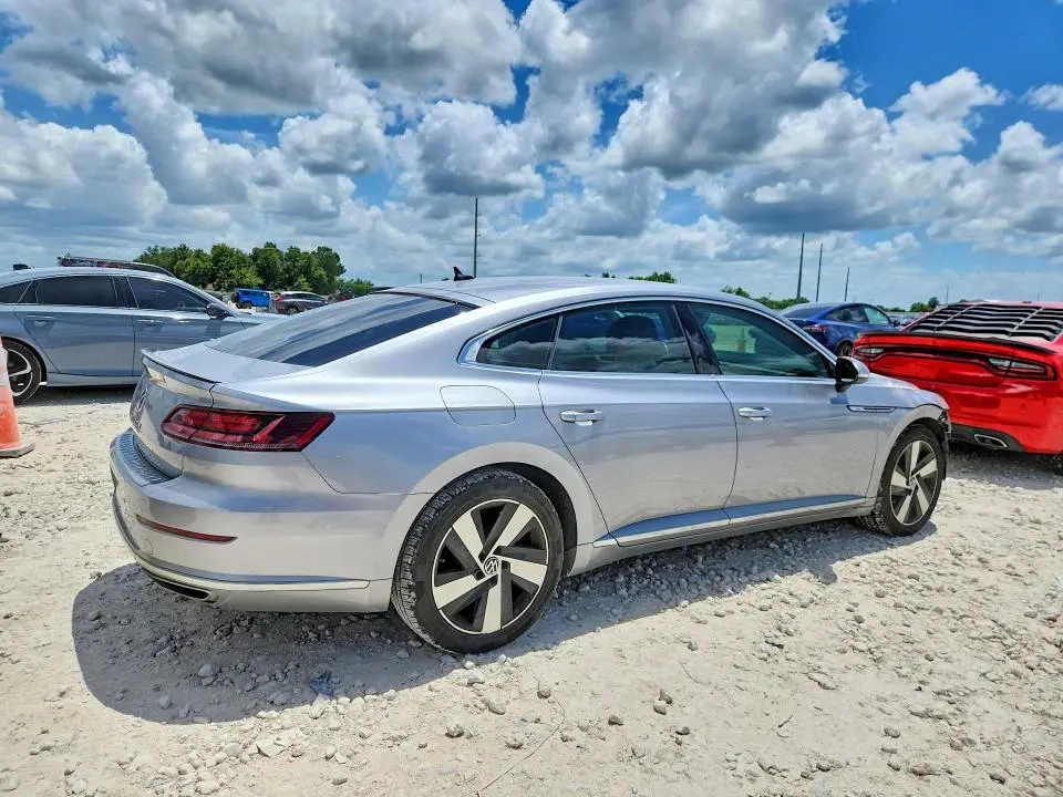 2021 VOLKSWAGEN ARTEON SE  