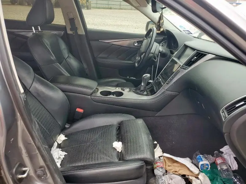 2016 INFINITI Q50 RED SPORT 400  