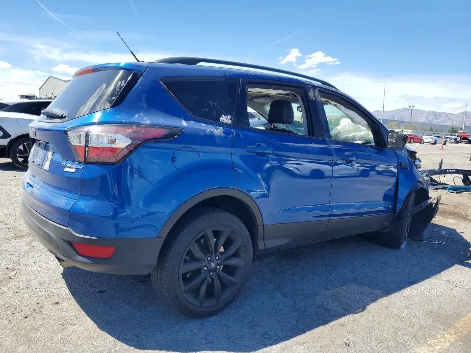 2017 FORD ESCAPE TITANIUM  
