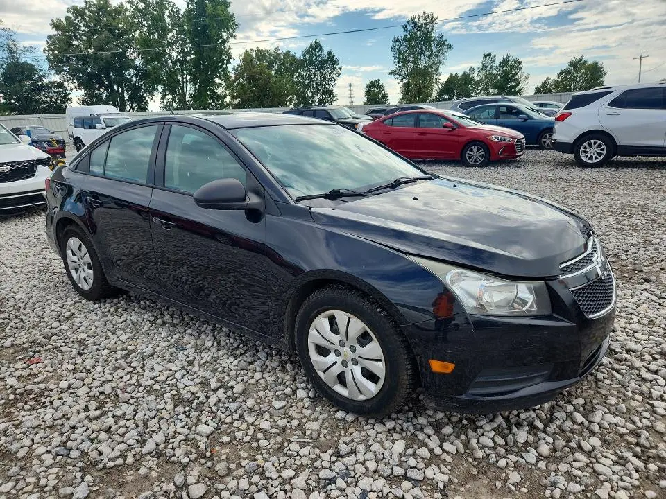 2014 CHEVROLET CRUZE LS  