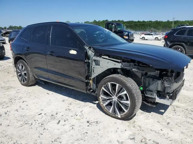 2024 VOLVO XC60 PLUS