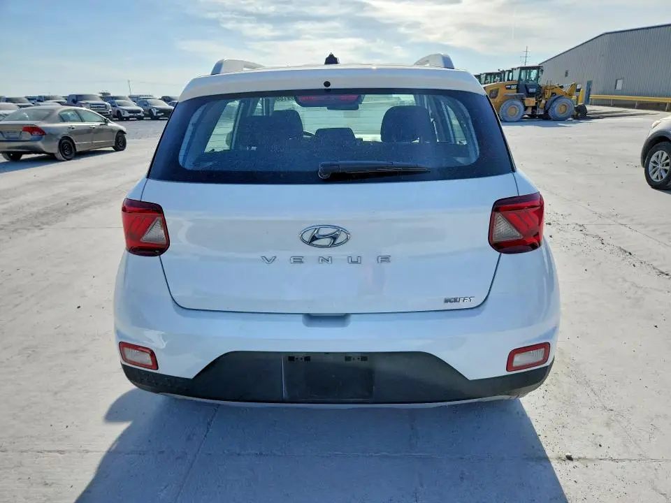 2026 HYUNDAI VENUE SEL  
