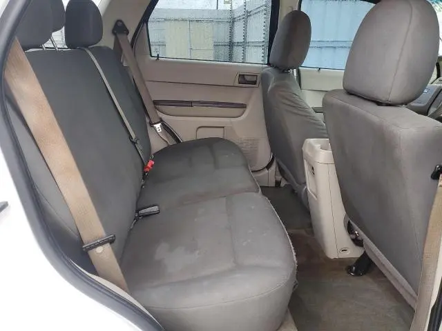 2012 FORD ESCAPE XLS  