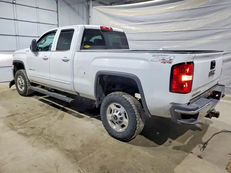 2016 GMC SIERRA K2500 SLE  