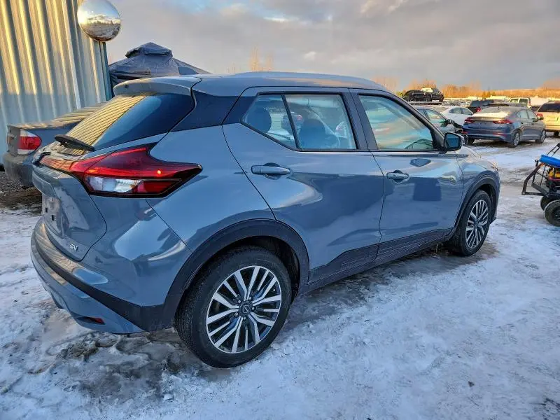 2023 NISSAN KICKS SV  