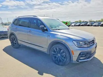 2020 VOLKSWAGEN TIGUAN SE  