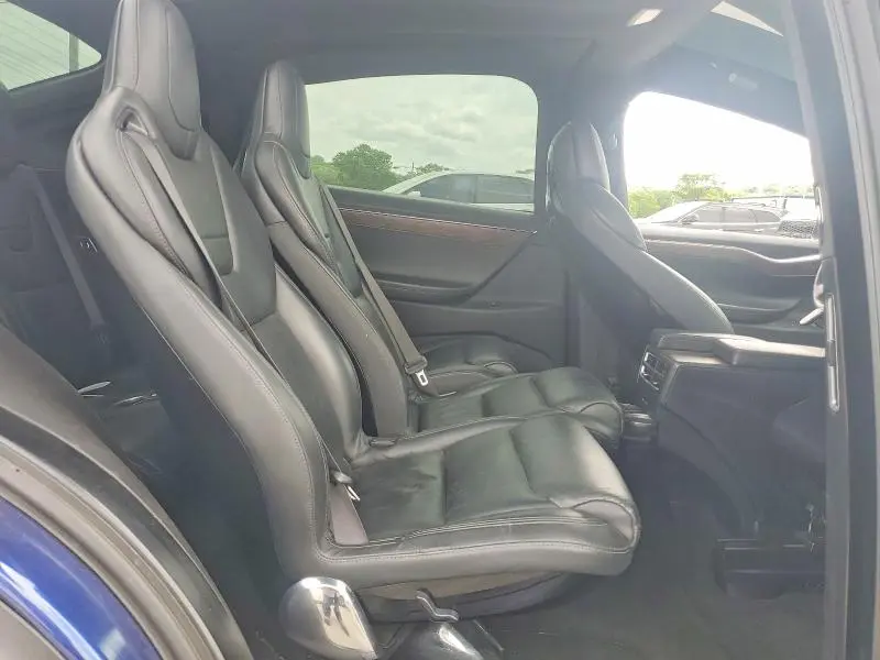 2016 TESLA MODEL X   