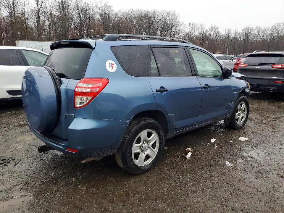 2011 TOYOTA RAV4 BASE  