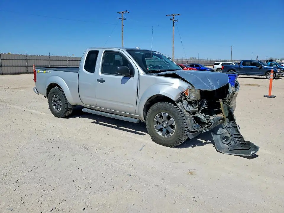 2014 NISSAN FRONTIER SV V6  