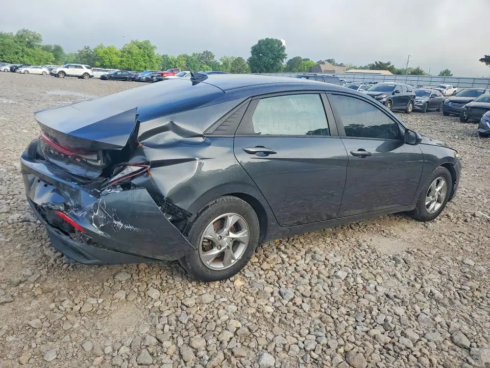 2021 HYUNDAI ELANTRA SE  