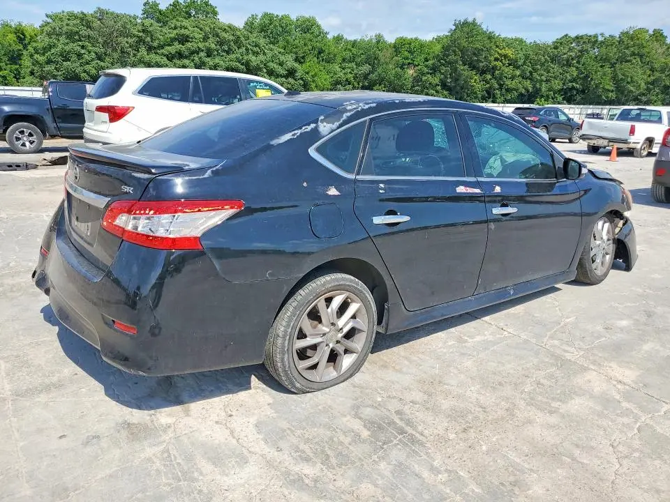 2015 NISSAN SENTRA SR  