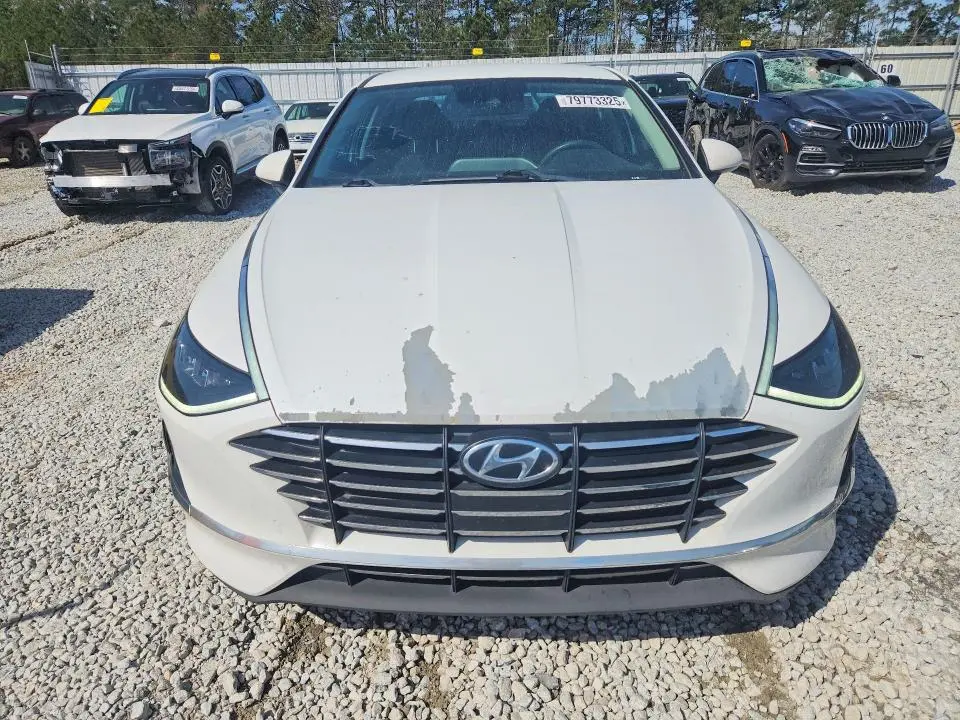 2020 HYUNDAI SONATA SE  