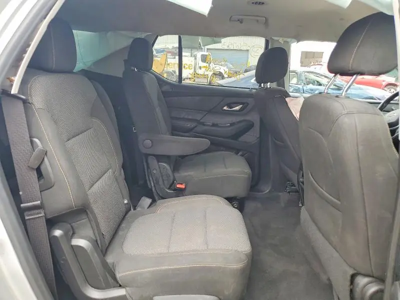 2019 CHEVROLET TRAVERSE LT  