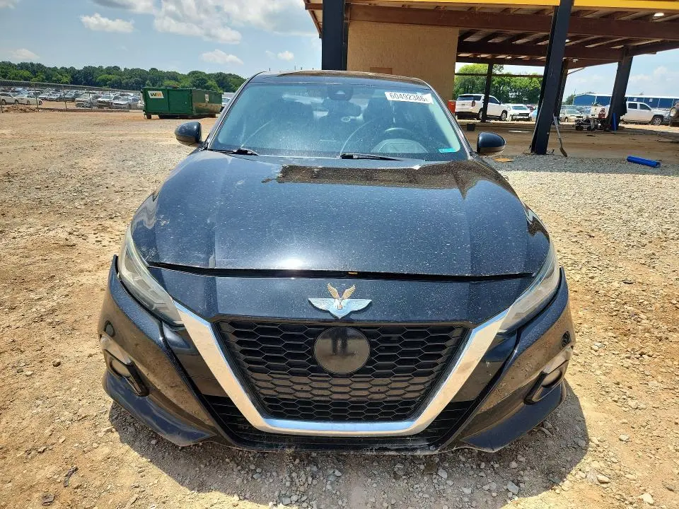 2019 NISSAN ALTIMA SL  