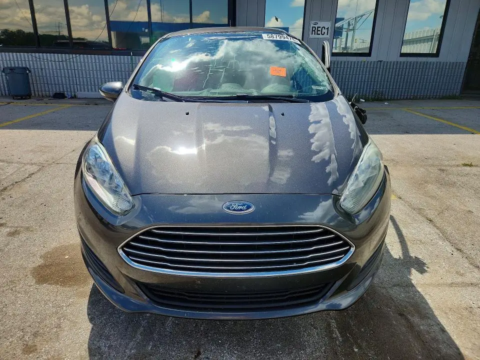 2017 FORD FIESTA SE  