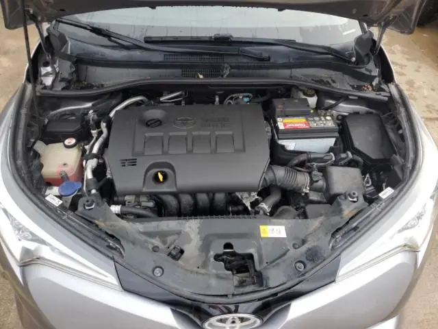 2018 TOYOTA C-HR XLE  