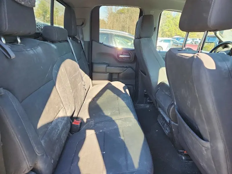 2020 CHEVROLET SILVERADO K1500 LT  